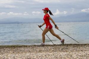 benefici del nordic walking